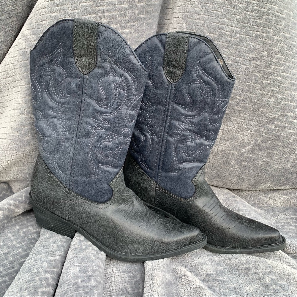 Wellington Cowgirl Boots 7.5